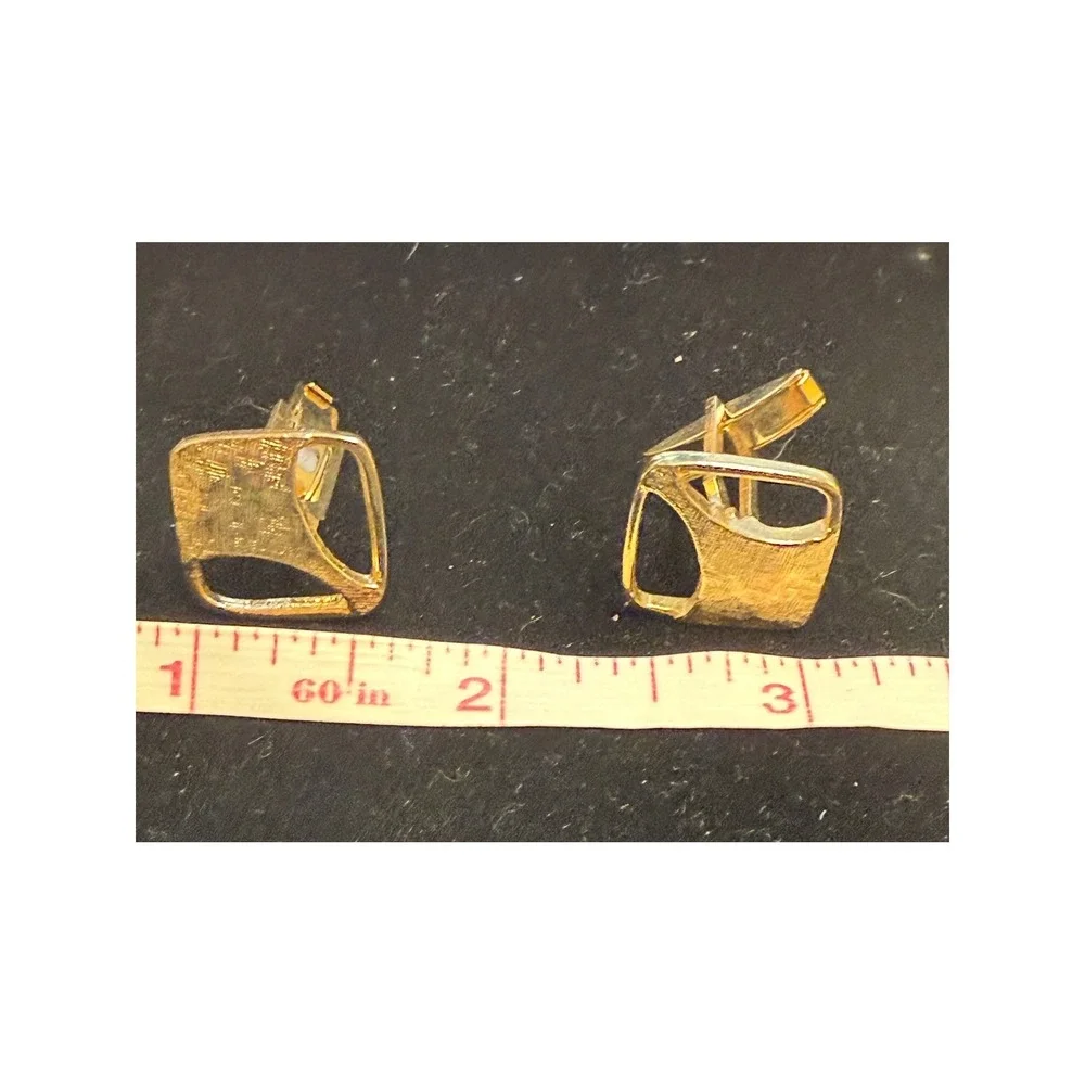 Vintage Mid Century Modern Gold Tone Textured Geometric Square Cufflinks